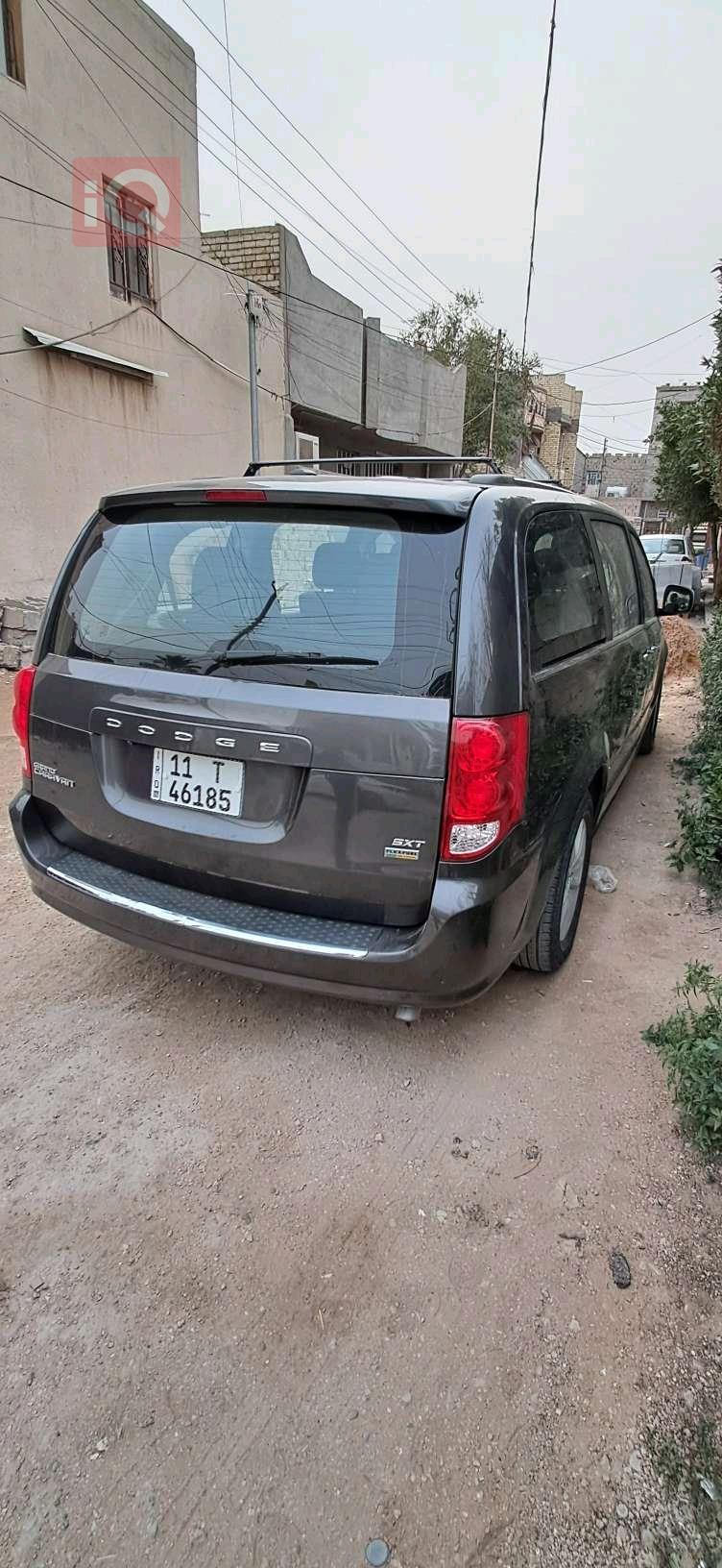 دودج جراند كارافان